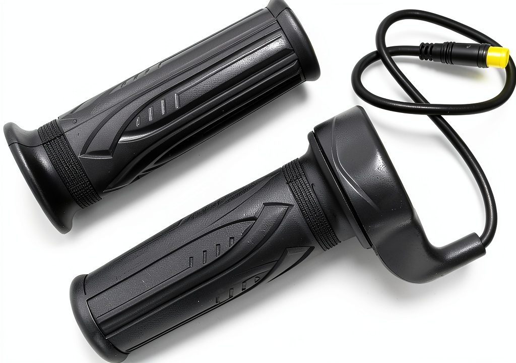 Kamrexi twist throttle installed on an e‑bike handlebar